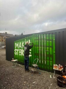 Makin_Storage_Spray_Paint_Job - Makin Storage